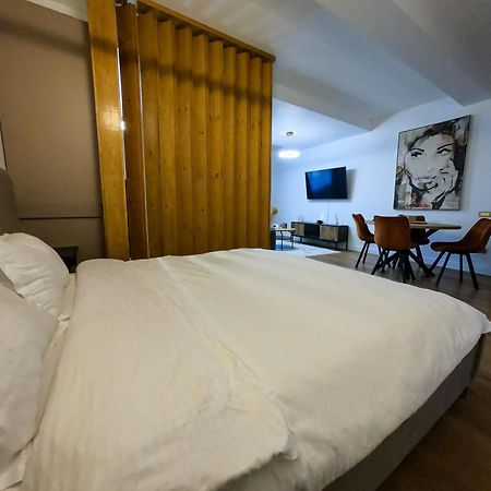 Apartament 1 Ultra Central Cluj-Napoca Esterno foto